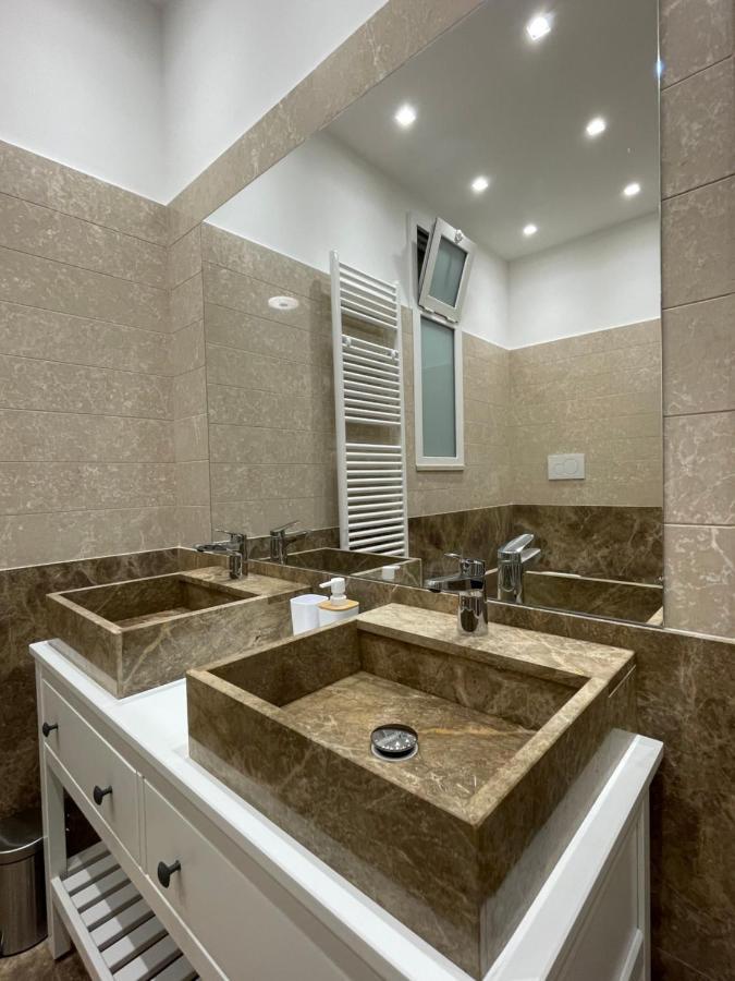 Suite 55 In Centro Trani Esterno foto